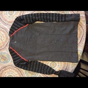 Ivivva long sleeve, size 10